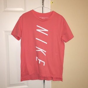 dri-fit Nike tee